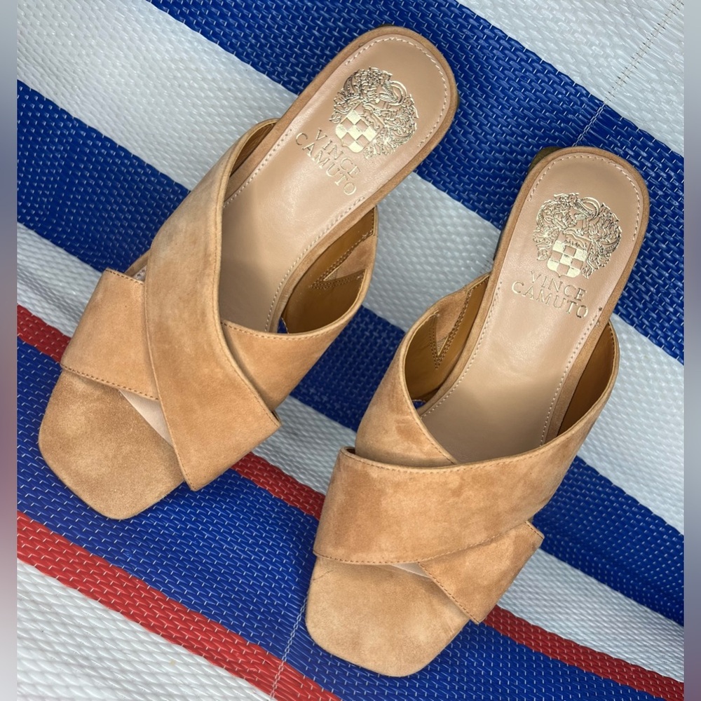NWOT Vince Camuto Slip On Suede Criss Cross Stap Tan Women's Block Heels Mules 8 - Picture 10 of 16